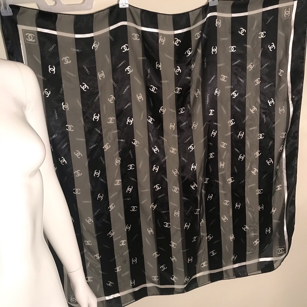 Chanel black and gray striped scarf fair condition